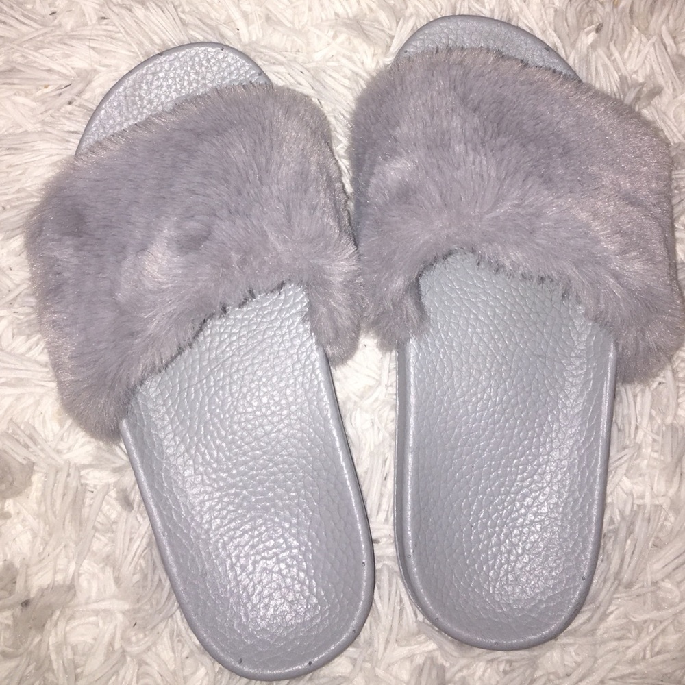 Furry Fuzzy Slides Sandal